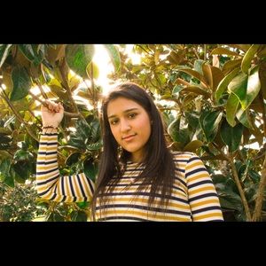 Meet your Posher, Daniela